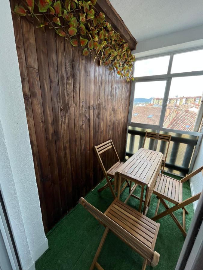 Apartamentos C&E Haro Exterior photo